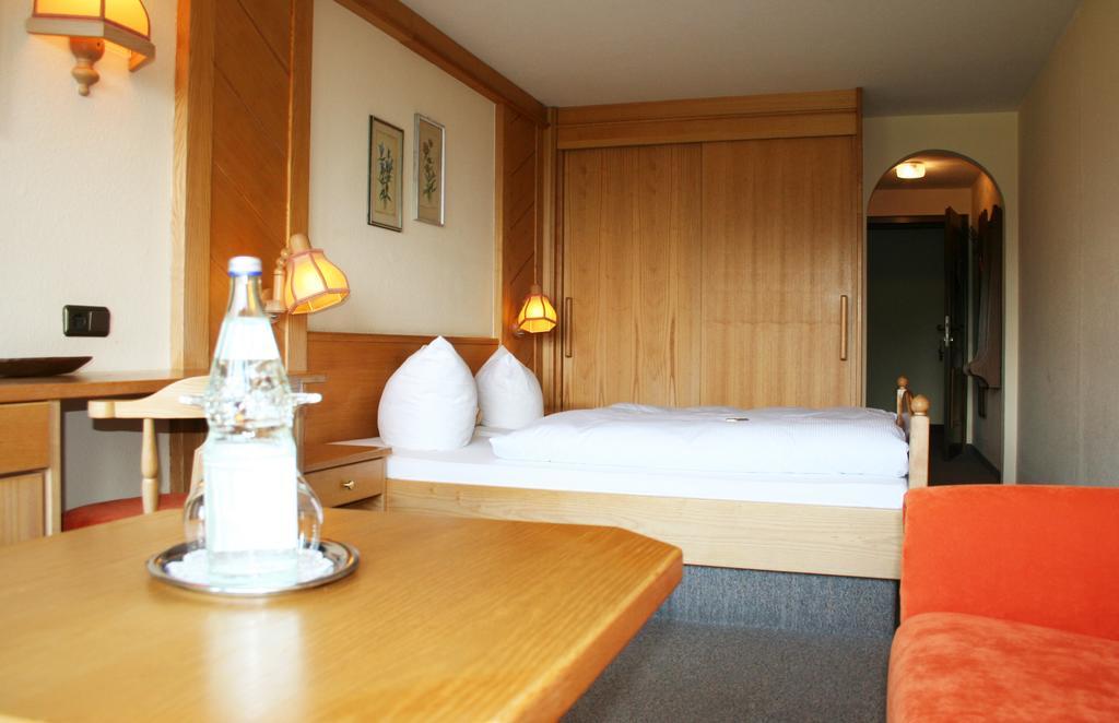 Berghotel Maderhalm Garni オーベルストドルフ エクステリア 写真