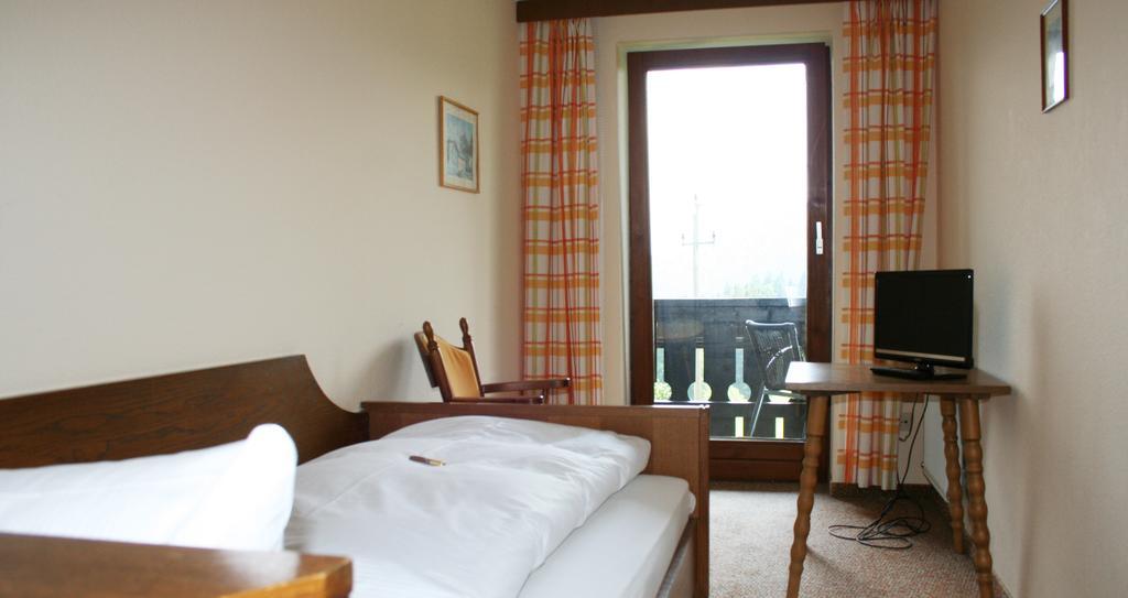 Berghotel Maderhalm Garni オーベルストドルフ 部屋 写真