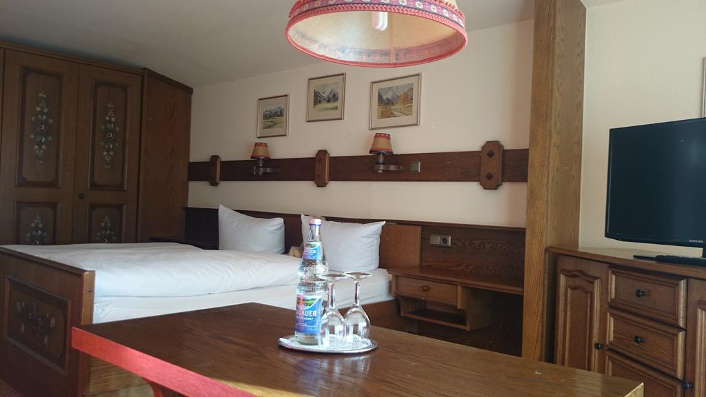 Berghotel Maderhalm Garni オーベルストドルフ 部屋 写真
