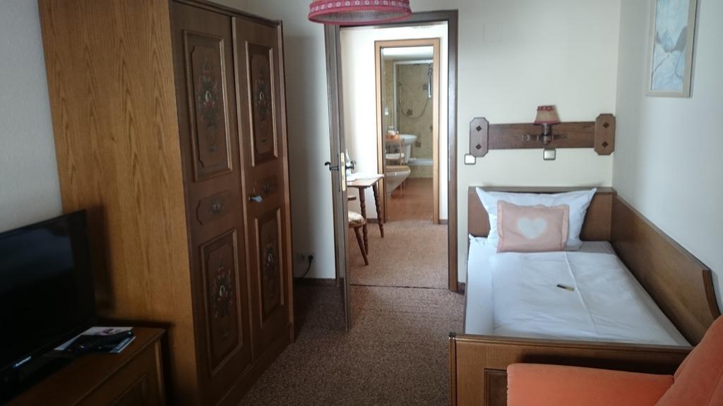 Berghotel Maderhalm Garni オーベルストドルフ 部屋 写真