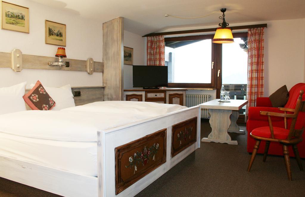 Berghotel Maderhalm Garni オーベルストドルフ 部屋 写真