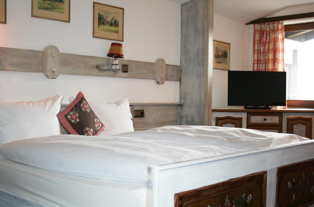 Berghotel Maderhalm Garni オーベルストドルフ 部屋 写真